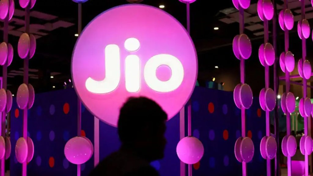 Reliance Jio, Jio 3999 Rupees plan, Jio Recharge Pack