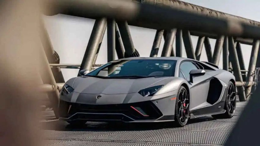 Lamborghini Aventador