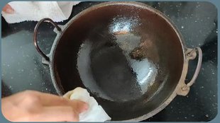 kitchen hacks for cleaning pans