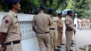 Mumbai College T Shirt Ban | Maharashtra News