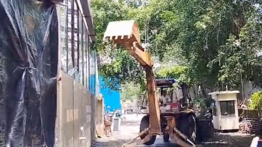 Mumbai hit and run case | Shiv Sena Shinde | BMC demolished bar