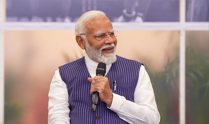 Team India and Pm Narendra Modi