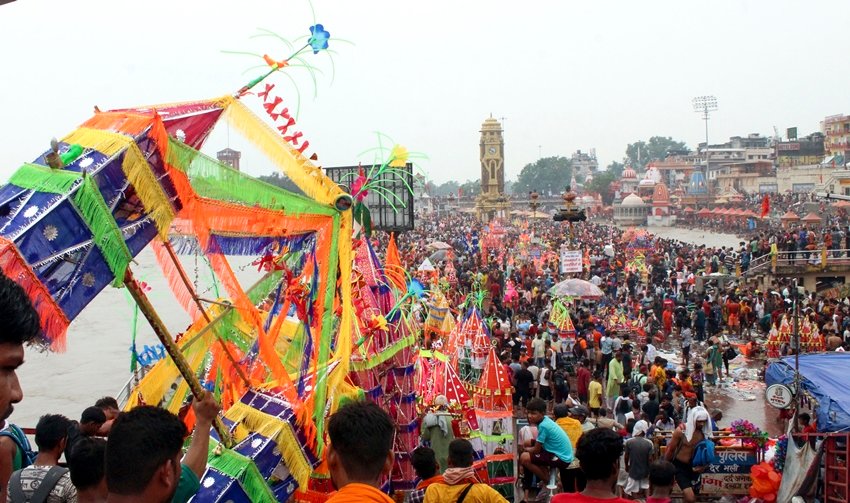 Kanwar Yatra traditions