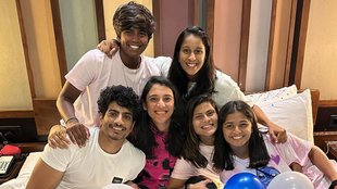 Smriti Mandhana, Birthday Gift, Shreyanka Patil, Terribly Frightened, Watch Video