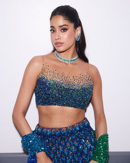 Janhvi Kapoor lehenga