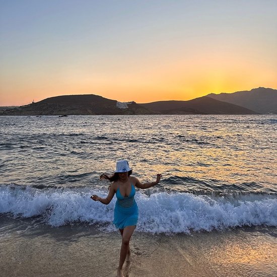 Avneet Kaur Plunging neckline