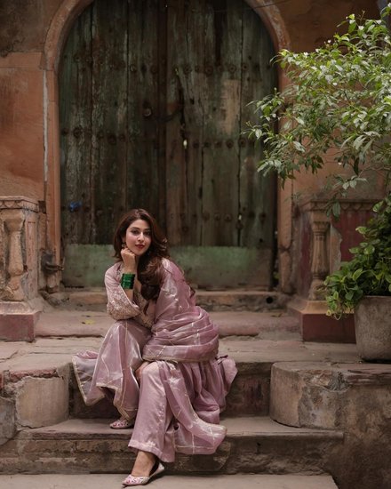 Sonarika Bhadoria Says Not getting Work