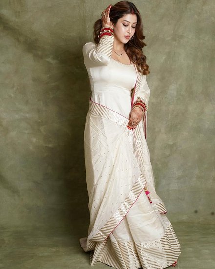 Sonarika Bhadoria Says Not getting Work
