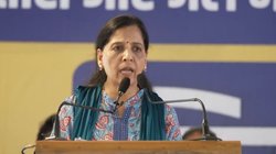 ‘BJP कर रही नफरत की राजनीति’, सुनीता केजरीवाल बोलीं- अरविंद केजरीवाल की जान खतरे में