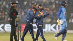 भारत के खिलाफ सीरीज से पहले श्रीलंकाई कप्तान का इस्तीफा, 6 महीने की कप्तानी का कुछ ऐसा रहा रिपोर्ट कार्ड