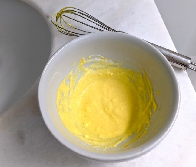 Yogurt and Turmeric Mask