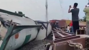 amroha, amroha news, train accident