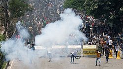 बांग्लादेश से 1000 भारतीय छात्रों की वतन वापसी, जानिए कैसे हैं पड़ोसी मुल्क में हालात