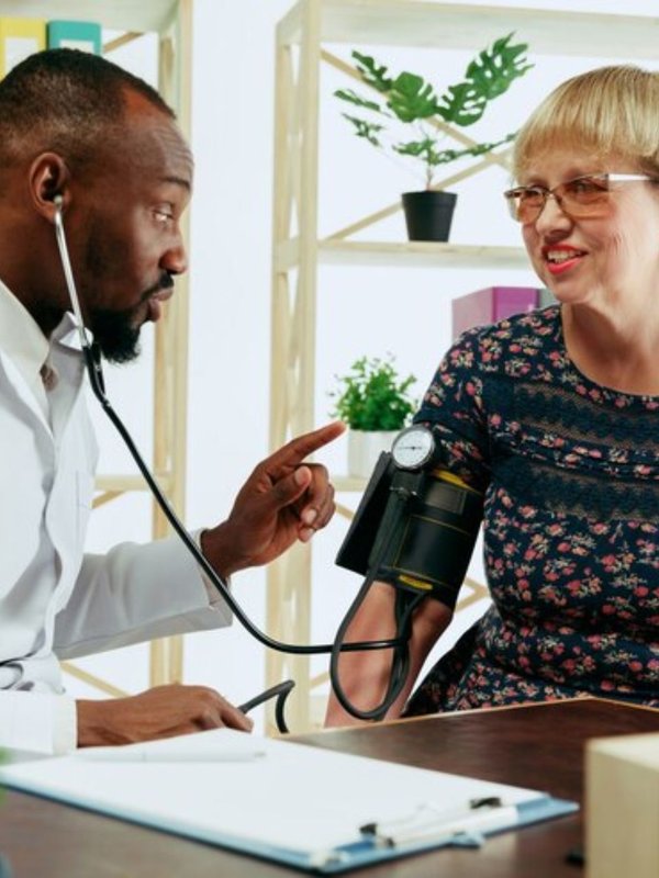 yoga, walking, lower BP,hypertension, heart health, exercises, breathing exercises, blood pressure, how to do normal blood pressure,ब्लड प्रेशर को नॉर्मल कैसे करें, बीपी नॉर्मल करने के टिप्स, बीपी को कैसे नॉर्मल करें, हाई ब्लड प्रेशर कंट्रोल करने के लिए एक्सरसाइज