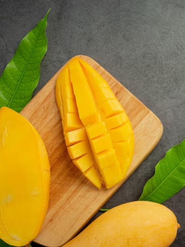 skin care,respiratory health,oral health,Mango leaves,mango,digestive health,blood sugar levels,anxiety and stress,antioxidants,आम के पत्ते कैसे सेहत के लिए फायदेमंद है