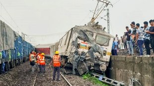 mumbai-hawada train accident, mumbai-hawada train, train accident