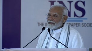 pm modi | congress | jobs | maharashtra |