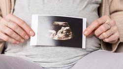 मिसकैरेज के बाद फिर से प्रेग्नेंसी का कर रही है प्लान, एक्सपर्ट की इन 9 बातों का रखें ध्यान, बिना खतरे के 9 महीने पेट में पल जाएगा बेबी