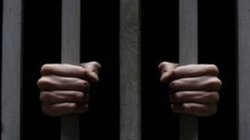 जेल से भागना पड़ा भारी, कैदियों में मच गई भगदड़; 129 ने गंवाई जान