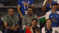 टीम इंडिया का कोच पद छोड़ते ही क्रिकेट से दूर राहुल द्रविड़, ‘वॉल ऑफ इंडिया’ को देखने पहुंचे 7 समंदर पार