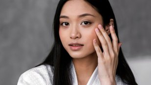 japanese skincare । japanese habits for young skin । Japanese anti ageing tips
