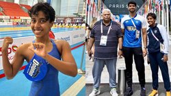Paris Olympics 2024: पूल में उतरने से लगता था डर, टूर्नामेंट से पहले होती थीं उल्टियां; जानें फिर कैसे ‘जलपरी’ बनी 14 साल की धिनिधि
