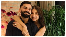 विराट कोहली बेटे अकाय के साथ पहली बार आए नजर, कैमरा देख पेड़ के पीछे छिपी बेटी वामिका; देखें VIDEO