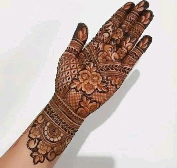 Creative Mehndi Designs