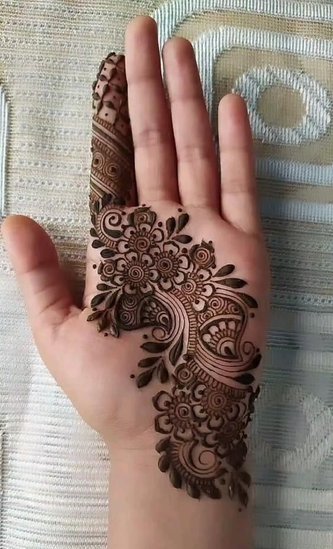 Stylish Mehndi Designs