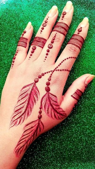 Unique Mehndi designs for Janmashtami