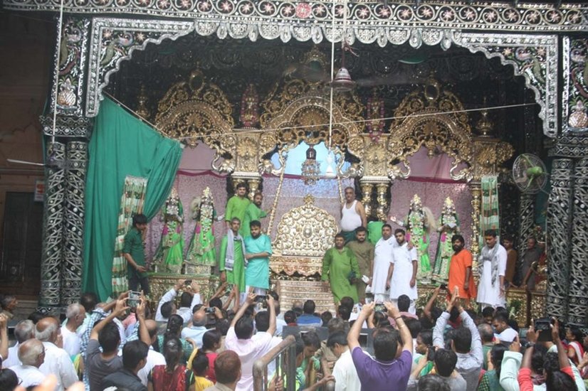 Mathura Vrindavan crowd management