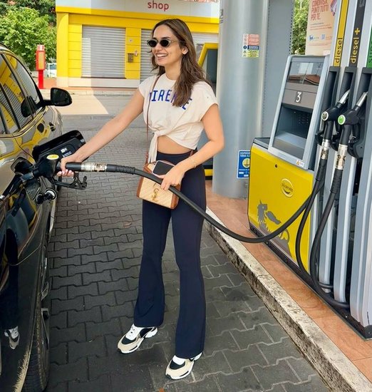 Manushi Chhillar Upcoming Movies