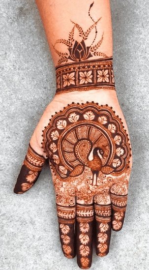 Radha Krishna mehndi design