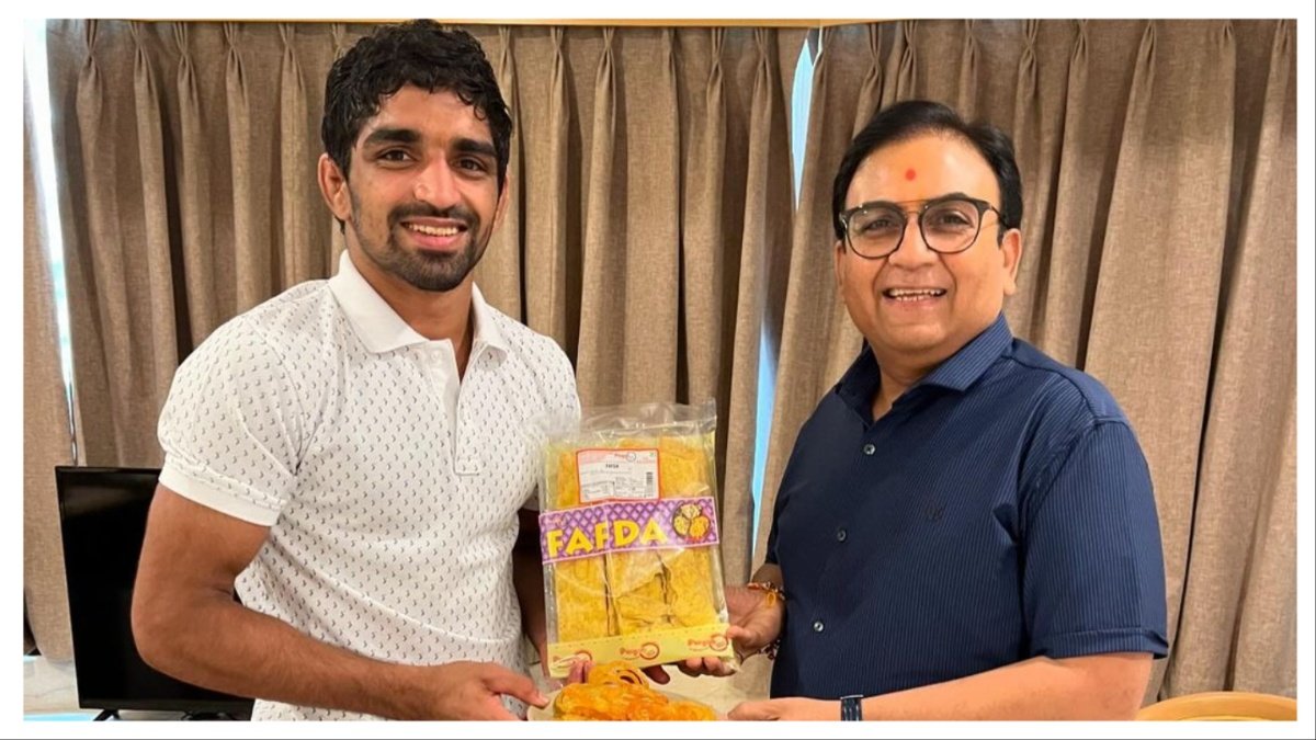 Aman Sehrawat meets Jethalal from Taarak Mehta Ka Ooltah Chashmah, Olympic medalist wrestler Aman Sehrawat