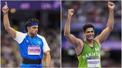 अरशद नदीम की मां ने नीरज चोपड़ा की सफलता के लिए पाकिस्तान से मांगी दुआएं, बताया- गोल्ड मेडल जीतने के बाद रो रहा था बेटा