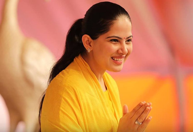 Jaya Kishori Spends Earning here