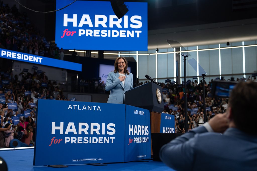 Kamala harris, Kamala harris parents, Kamala harris vs trump