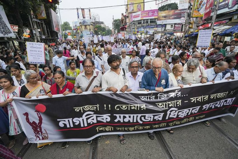 CBI takes over investigation into Kolkata doctor's rape-murder case