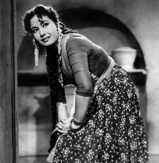 Meena Kumari s love story started in the hospital