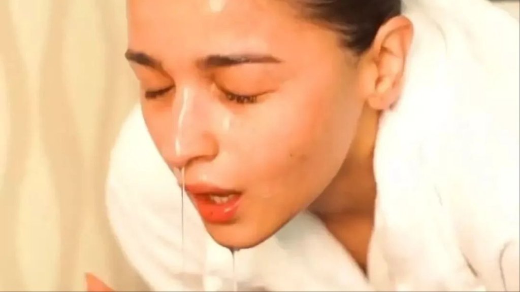 soaking face in ice water benefits