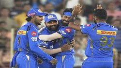 IPL 2025: रोहित शर्मा की होगी छुट्टी? हार्दिक पंड्या और सूर्यकुमार यादव समेत इन खिलाड़ियों को रिटेन कर सकती है मुंबई इंडियंस