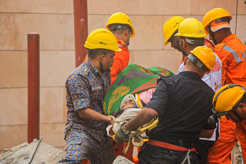 Two houses collapse in varanasi