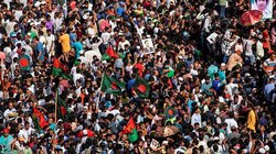 पाकिस्तान में भी बांग्लादेश जैसे बवाल की आशंका, इस्लामाबाद की ओर बढ़ रहे हजारों इमरान समर्थक, भारी फोर्स तैनात