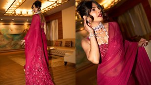 Priyanka Chopra Glossy Makeup