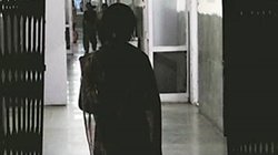 UP: किशोरी को पहले पिलाई शराब, फिर तीन लोगों ने बारी-बारी से किया रेप, लोगों में भारी आक्रोश
