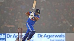 IND vs SL: शिवम दुबे को ड्रॉप कर रियान पराग को प्लेइंग XI में शामिल करना रोहित के लिए क्यों होगा तीसरे मैच में फायदे का सौदा