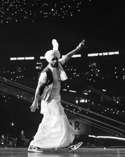 Diljit Dosanjh Kirtan singer childhood