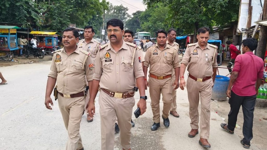 farrukhabd two girls found hanging , farrukhabad girls suicide or murder