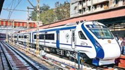 Meerut-Lucknow Vande Bharat Express: मेरठ-लखनऊ रूट पर दौड़ेगी वंदे भारत एक्सप्रेस, जानें क्या होगा रूट और टाइम-टेबल