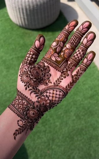 Gol Tikki Mehndi